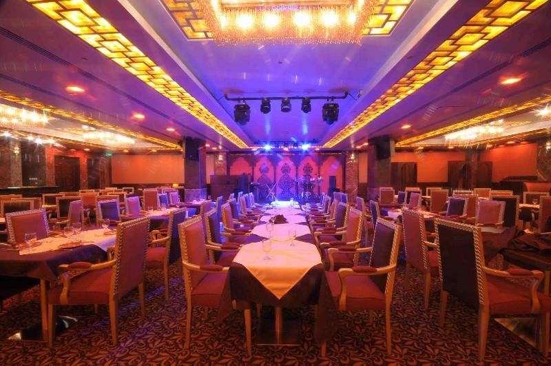 Elite Crystal Hotel 4*