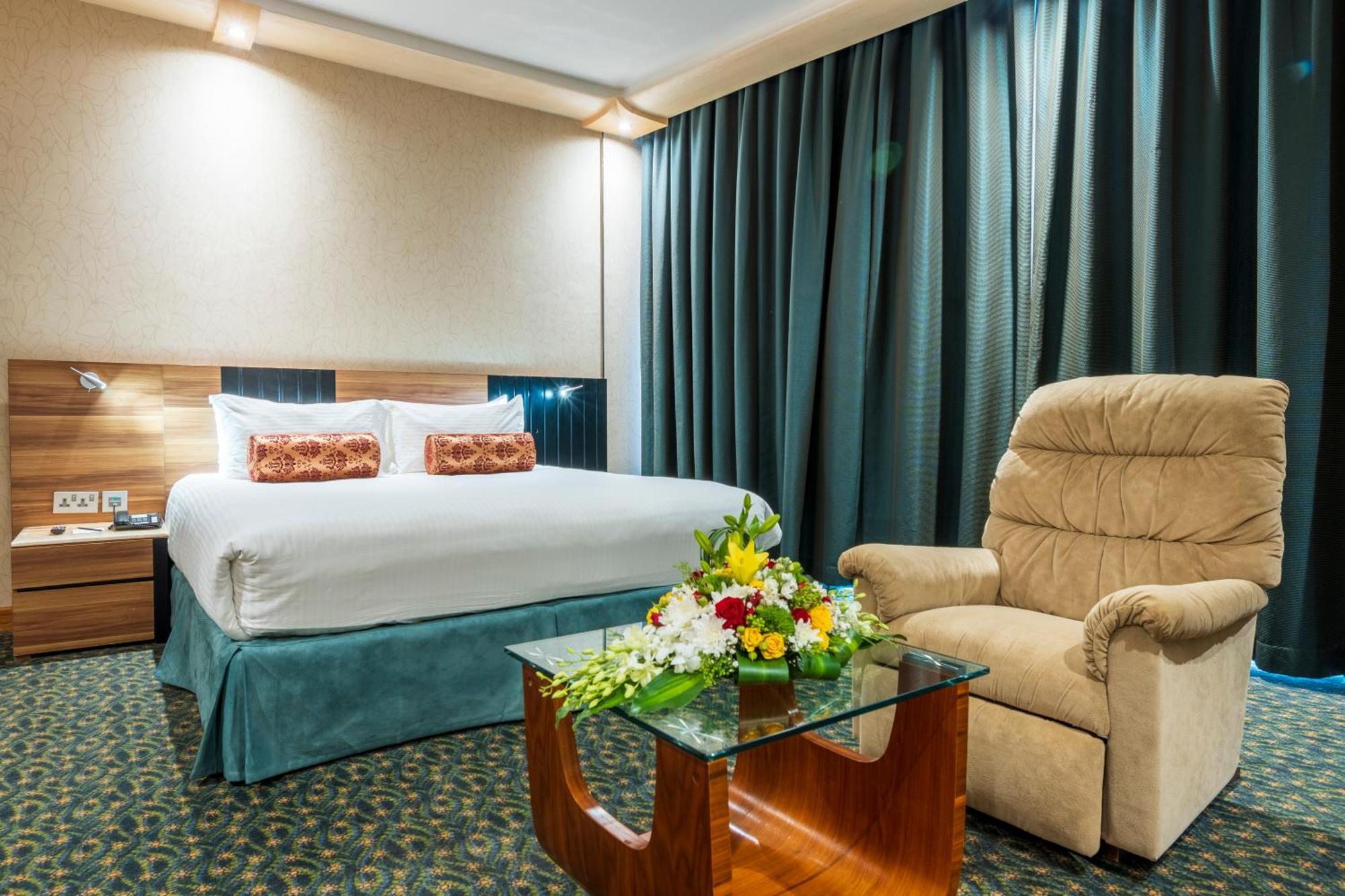 Hotel Elite Crystal 4*