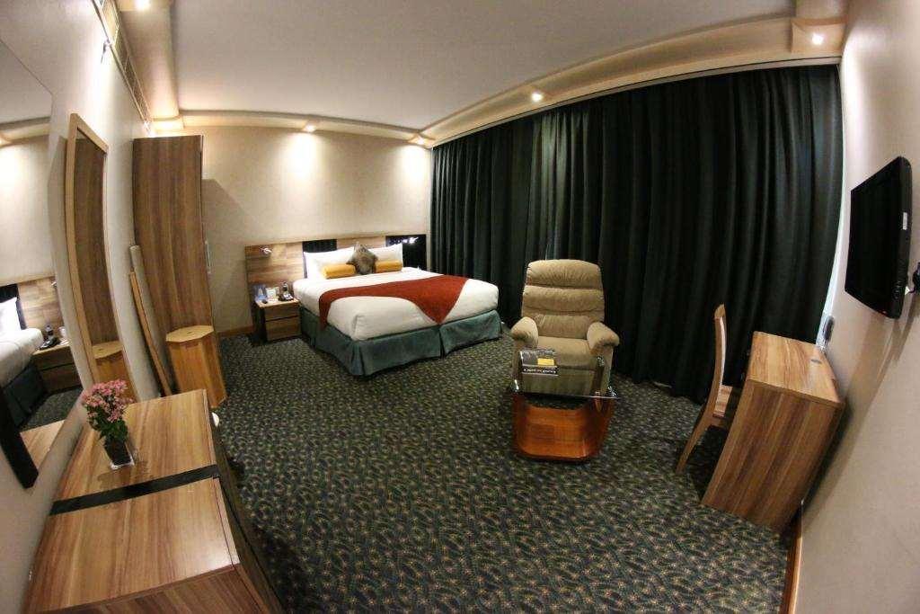 Elite Crystal Hotel 4*